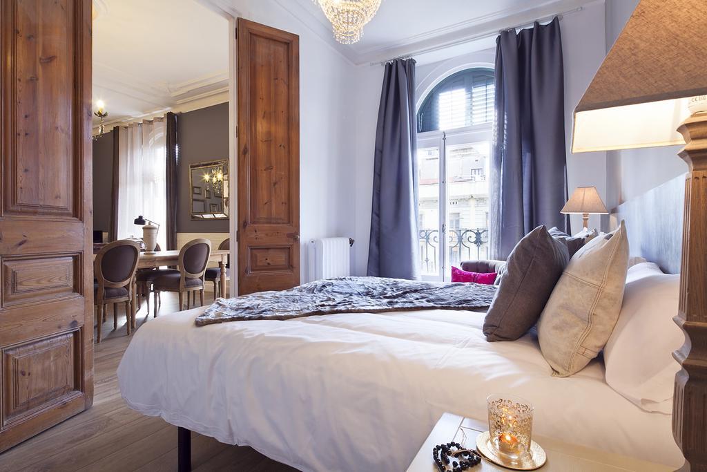 Apartments Barcelona & Home Deco Centro Bagian luar foto