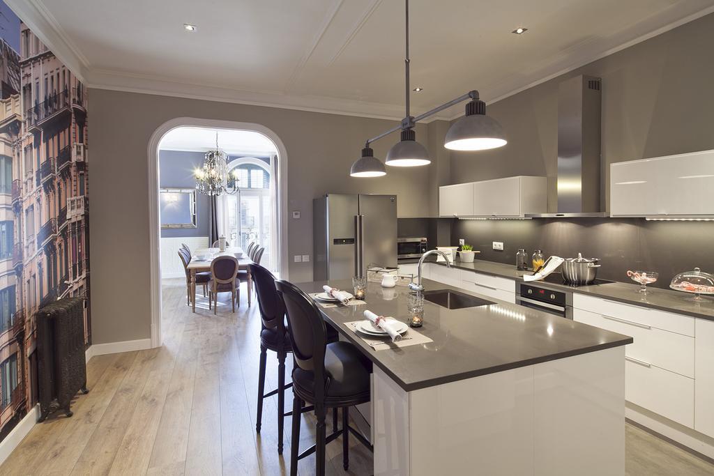 Apartments Barcelona & Home Deco Centro Bagian luar foto